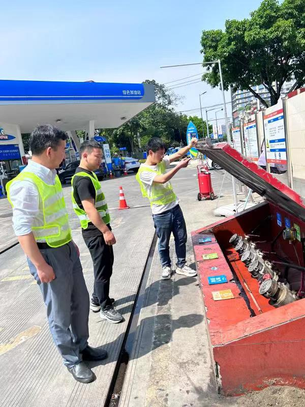 成都片区权属企业 认真组织开展节前清静生产检查