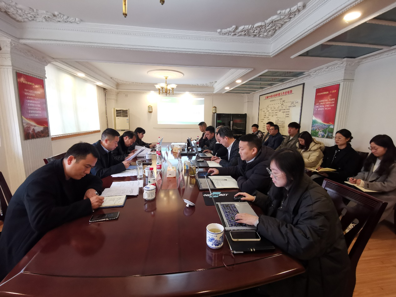 孙先勇总司理一行到成都片区调研谋划治理事情