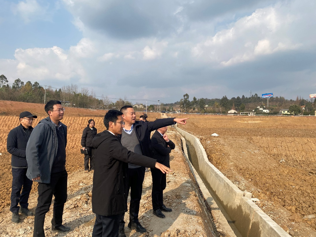 孙先勇带队到德阳罗江区调研科研基地建设