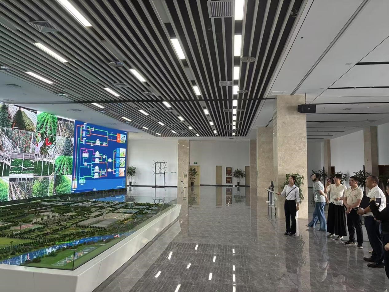 365上市公司赴陕西杨凌农高树模区学习考察